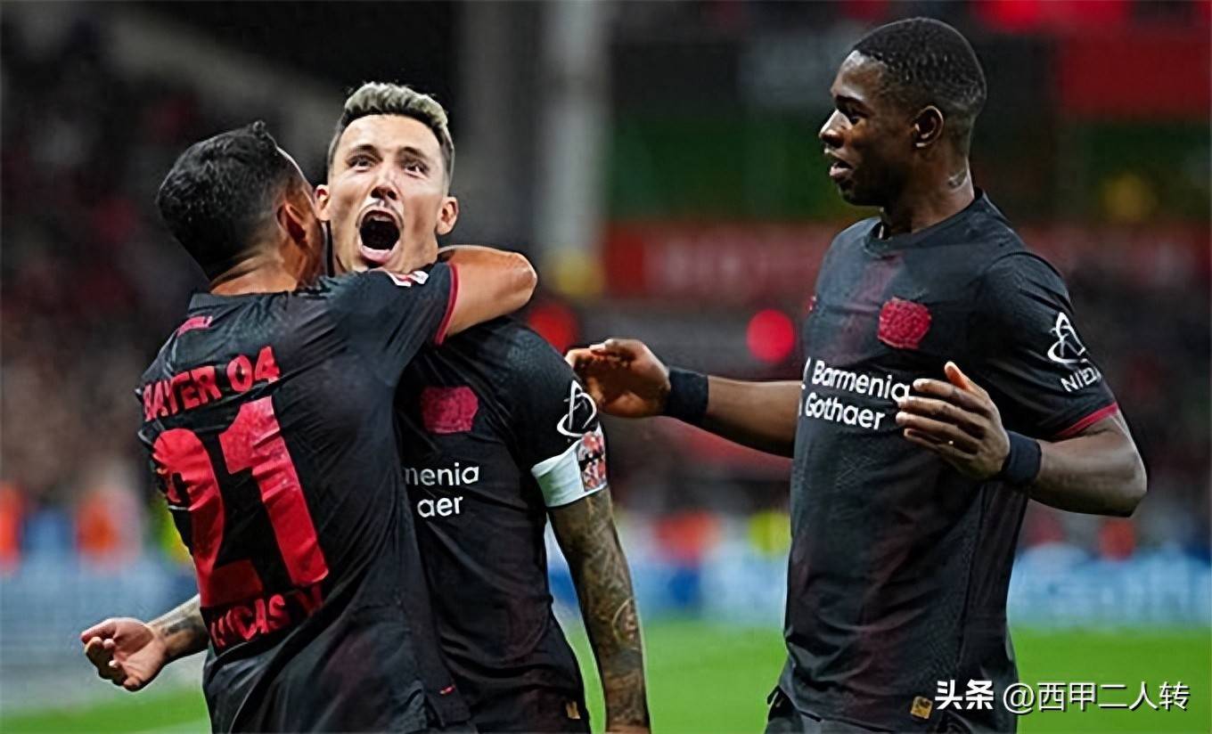  国家队02动态壁纸 -九游app下载