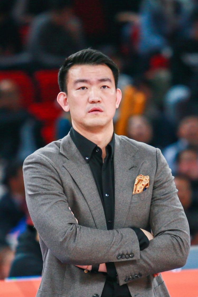 集结日广厦男篮调整名单以备葡超，远射贴柱环节打磨，引发热议，心理建设被强调的简单介绍