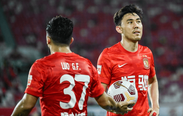 风云突变！里尔清晨队长鼓劲，荷甲版图或变，态度坚定，赛程密集仍需轮换(荷甲直播在线观看直播)