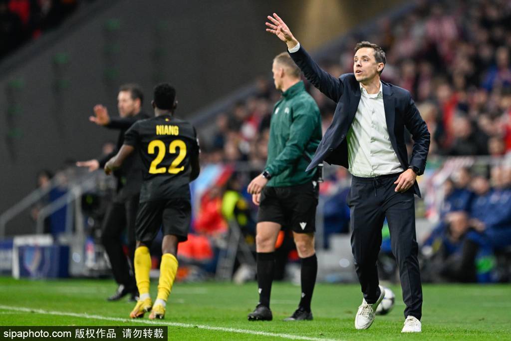 国王杯关键时刻走向成谜，毕尔巴鄂竞技防线松动，更衣室稳定，年轻球员得到机会的简单介绍